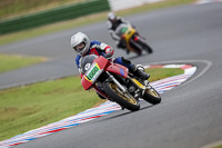 Vintage-motorcycle-club;eventdigitalimages;mallory-park;mallory-park-trackday-photographs;no-limits-trackdays;peter-wileman-photography;trackday-digital-images;trackday-photos;vmcc-festival-1000-bikes-photographs